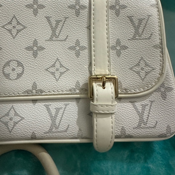 Beautiful - Picture 14 of 16